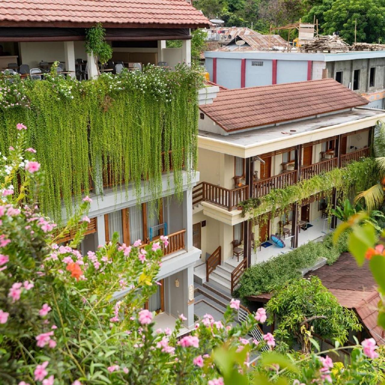 Komodo Lodge Labuan Bajo Eksteriør billede