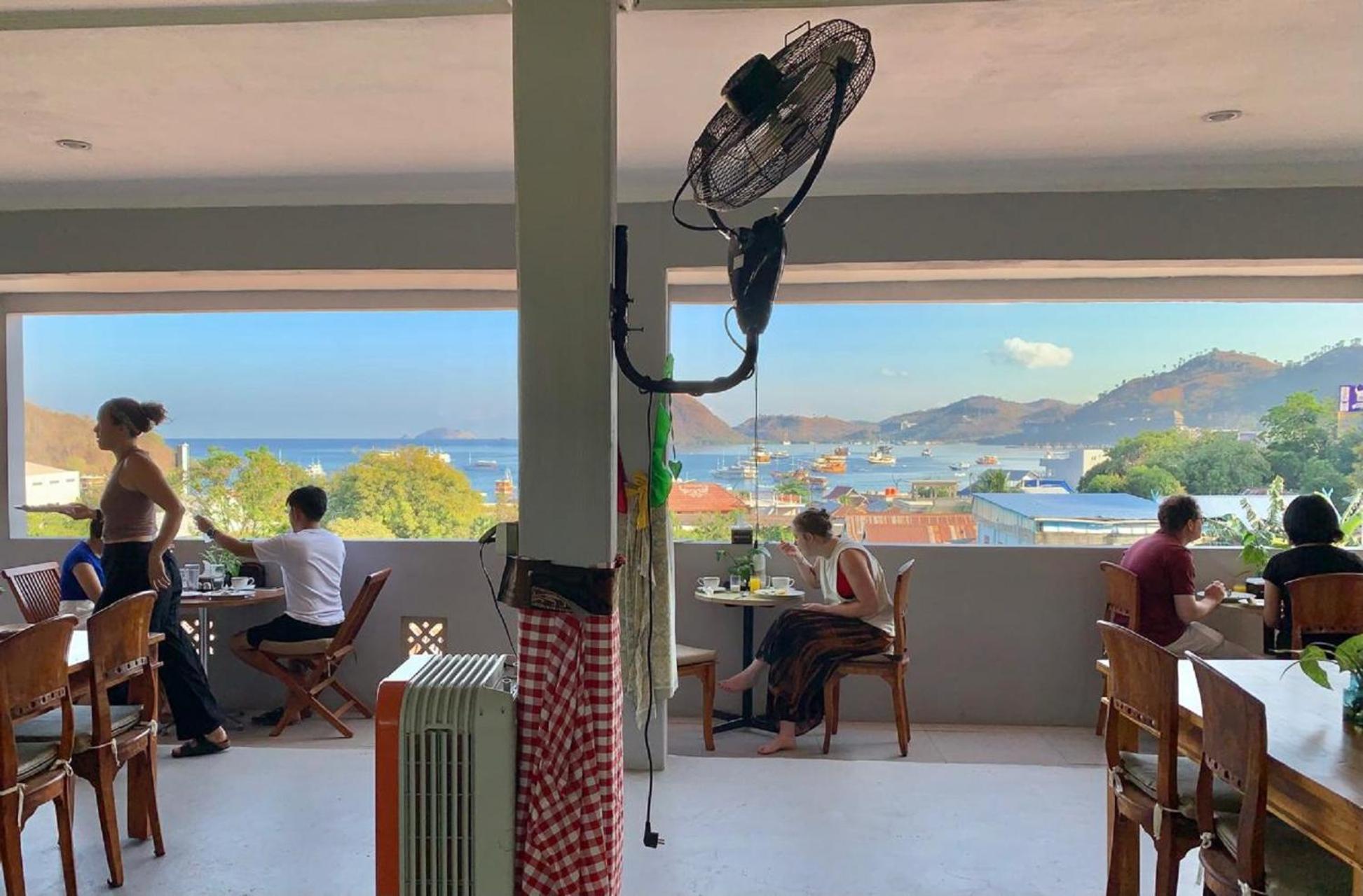Komodo Lodge Labuan Bajo Eksteriør billede