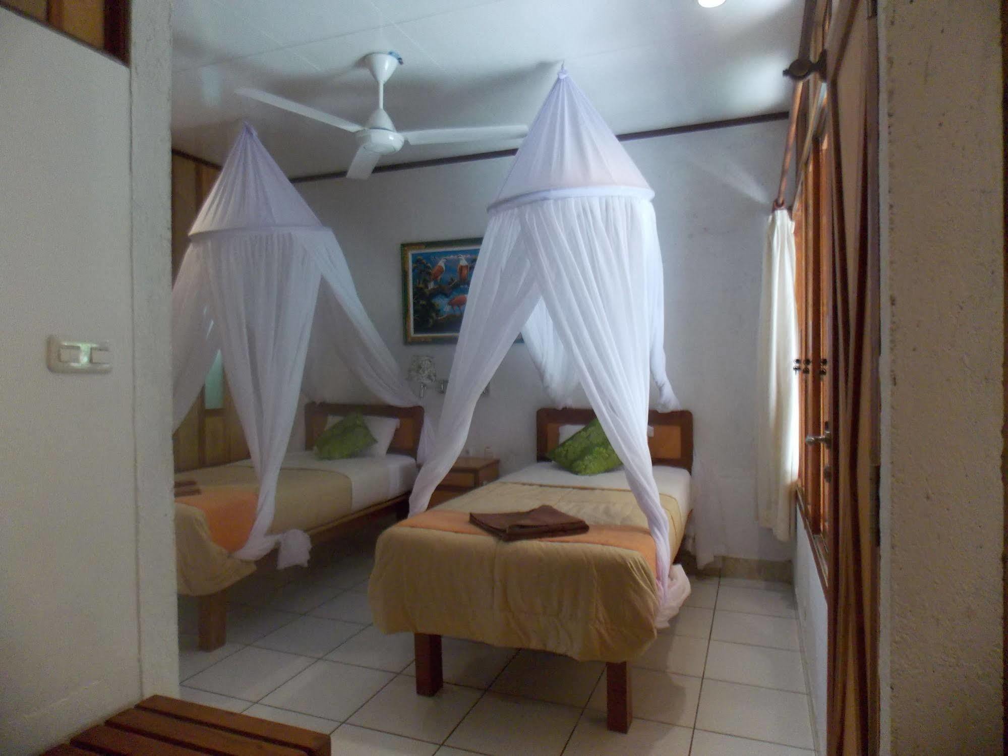 Komodo Lodge Labuan Bajo Eksteriør billede