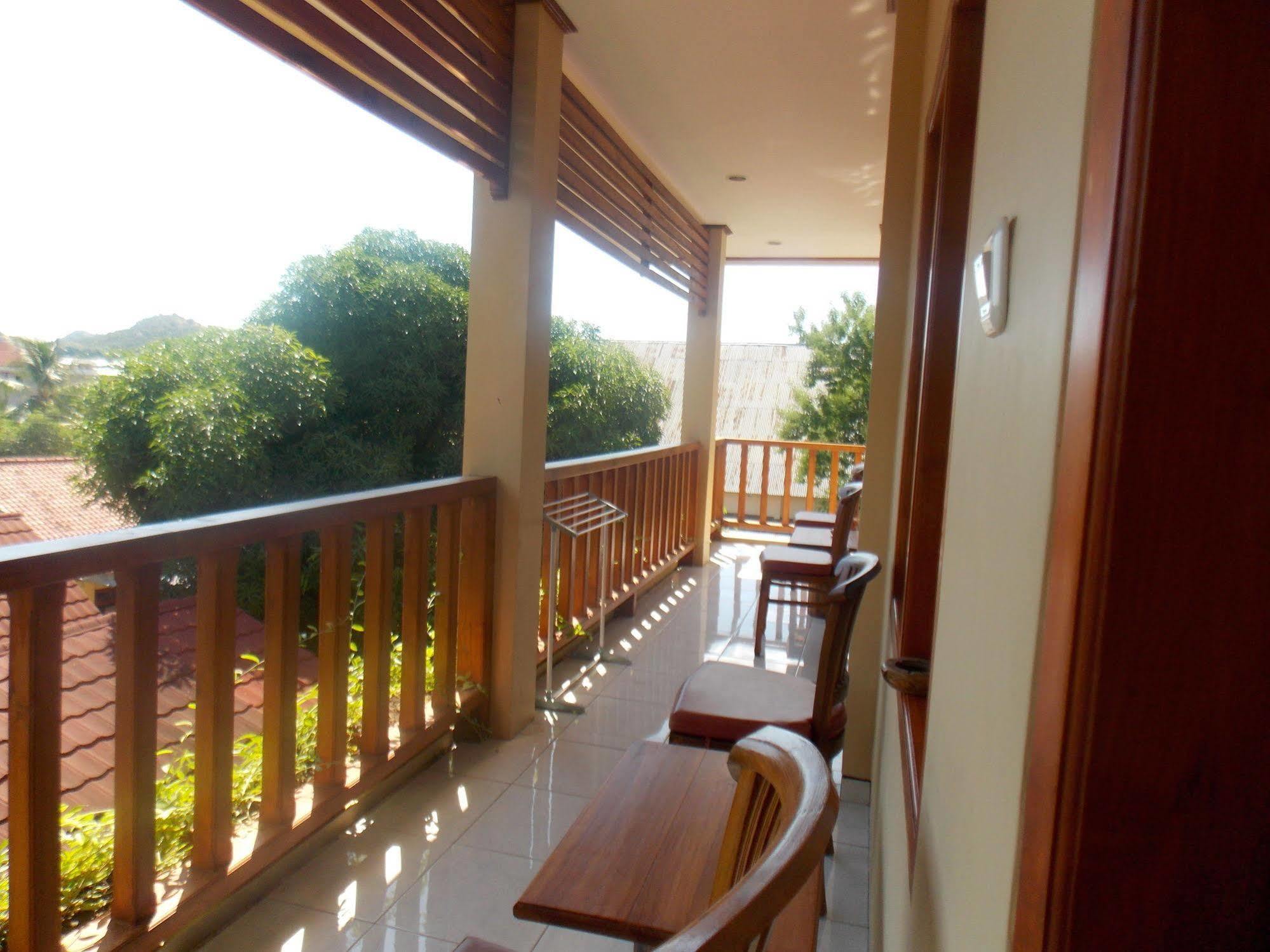 Komodo Lodge Labuan Bajo Eksteriør billede