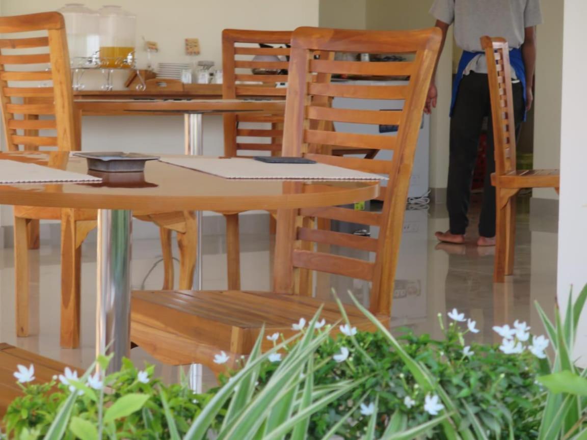 Komodo Lodge Labuan Bajo Eksteriør billede